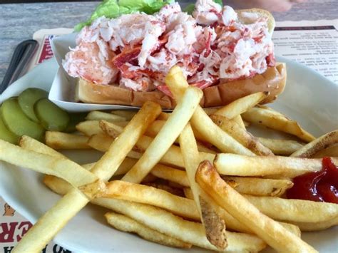 Stop at Foxs Lobster House for local fare in York, Maine, including lobster rolls, clam rolls, chowder (or chowda) and full lobster dinners. . Foxs lobster house photos